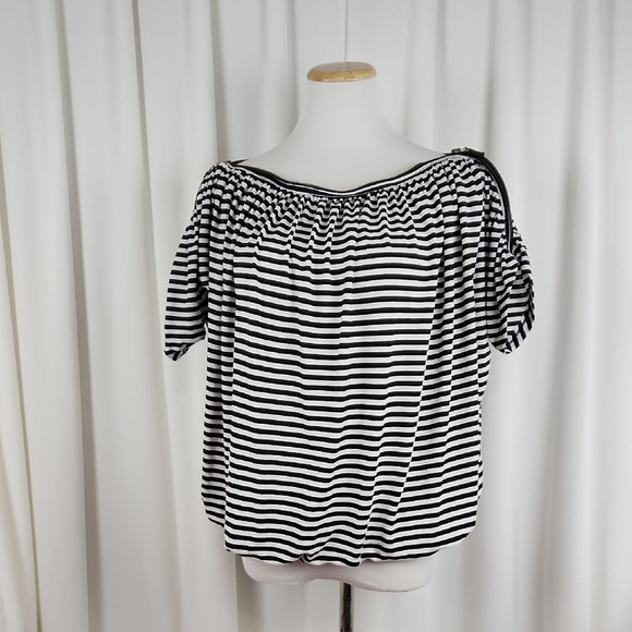 Love Culture Stripe Bubble Top Black White Size Medium - Picture 1 of 13